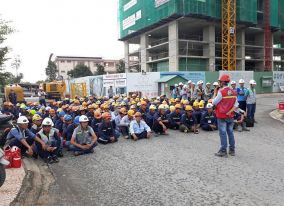 Công trường Orchid Park